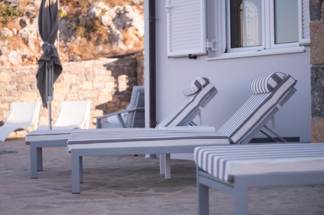 Crete Garden Guesthouse Ájosz Nikólaosz Kültér fotó