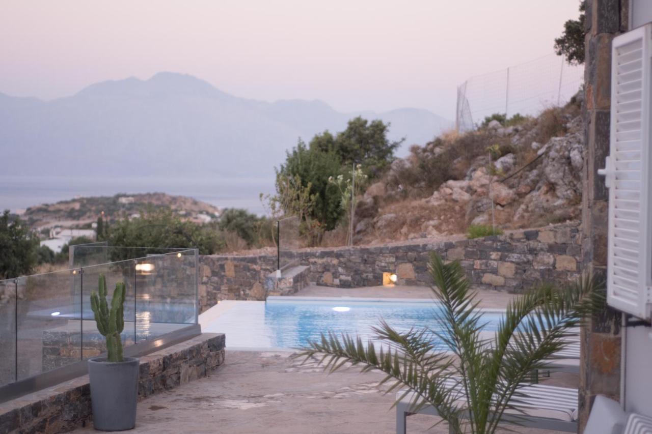 Crete Garden Guesthouse Ájosz Nikólaosz Kültér fotó