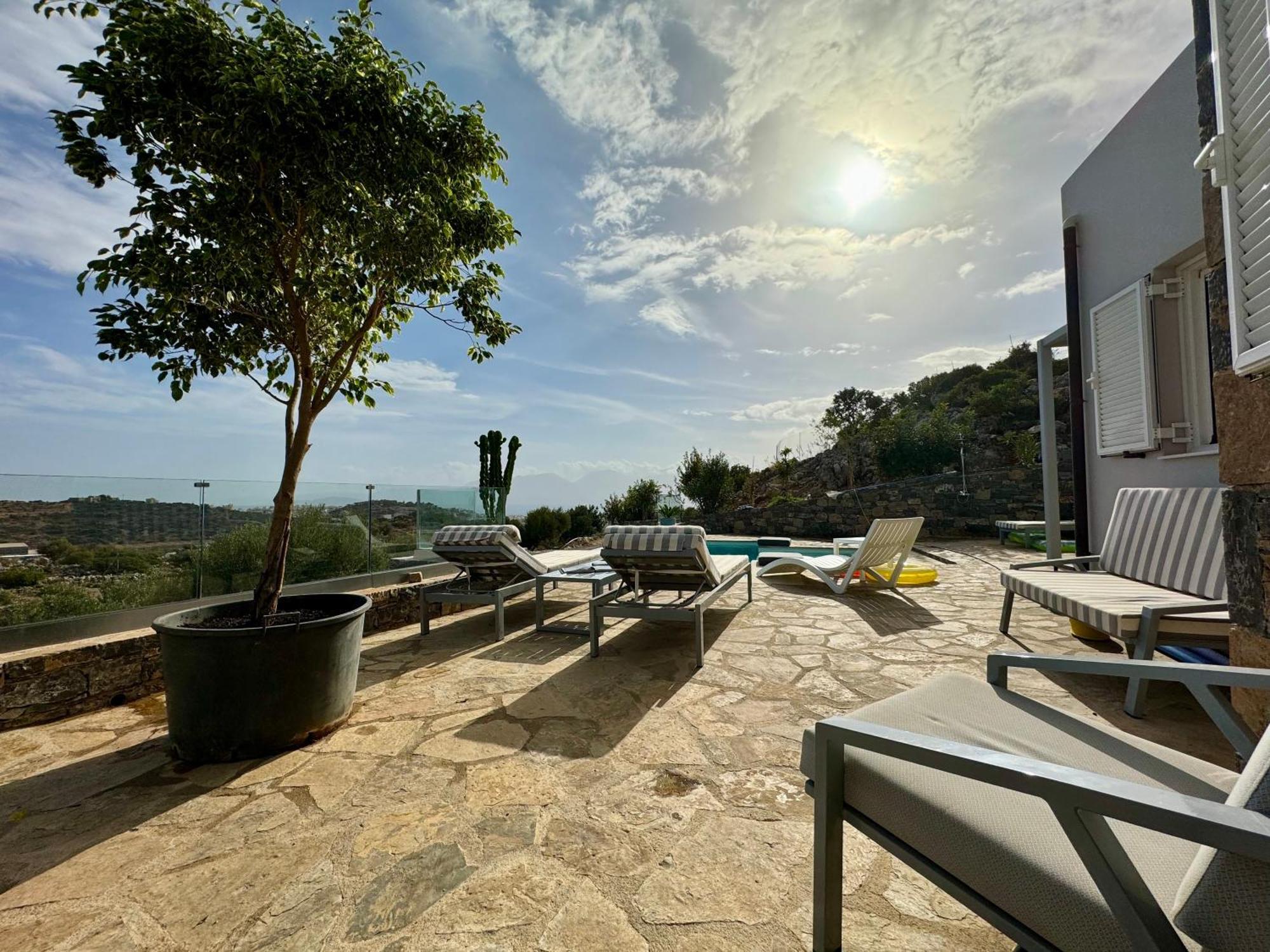 Crete Garden Guesthouse Ájosz Nikólaosz Kültér fotó
